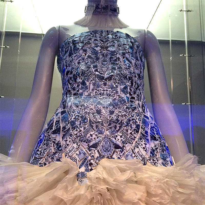 Bodice of dress made of blue-and-white porcelain shards.