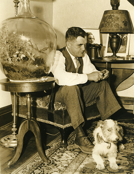 Curt Reinhardt with his Terrarium.